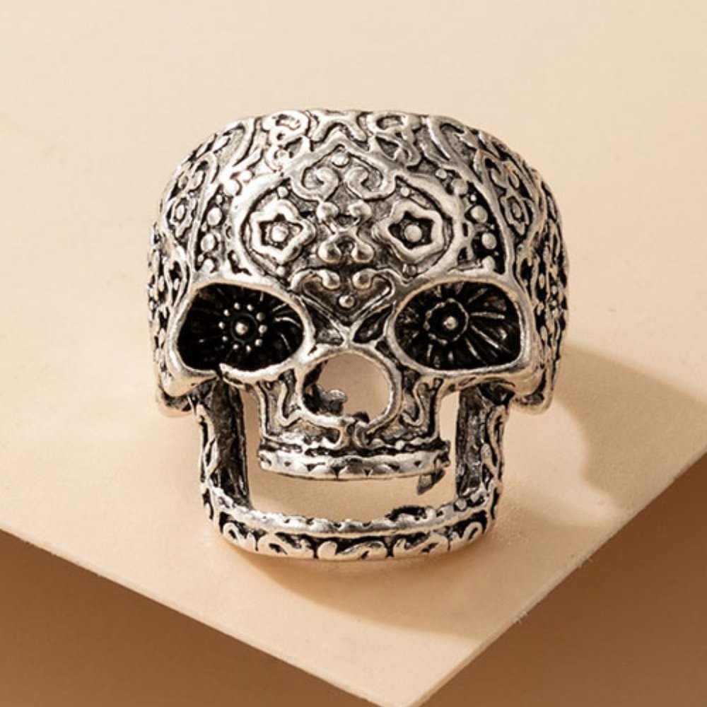 NWT SUGAR SKULL RING UNISEX, SZ OS (7/8) SILVER ALLOY